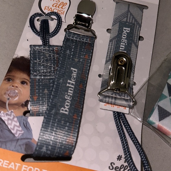 Boogin Head PaciGrip / Nuk Holders - Picture 2 of 3